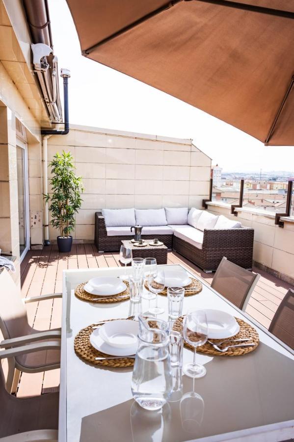 Lujoso Atico Entre 2 Playas Con Garaje, Terraza, Vistas Y Wifi Apartamento Gijón Exterior foto