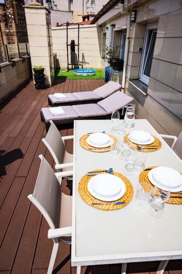 Lujoso Atico Entre 2 Playas Con Garaje, Terraza, Vistas Y Wifi Apartamento Gijón Exterior foto