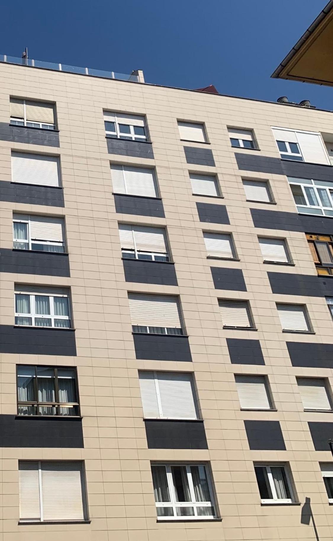 Lujoso Atico Entre 2 Playas Con Garaje, Terraza, Vistas Y Wifi Apartamento Gijón Exterior foto